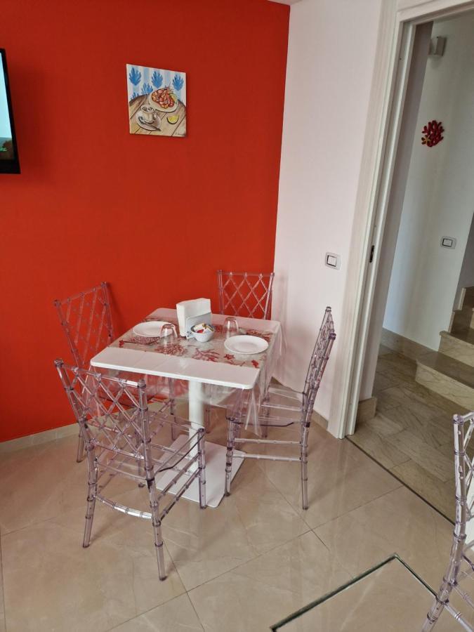 Corallo Rosso B&B แตร์ราซีนี ภายนอก รูปภาพ